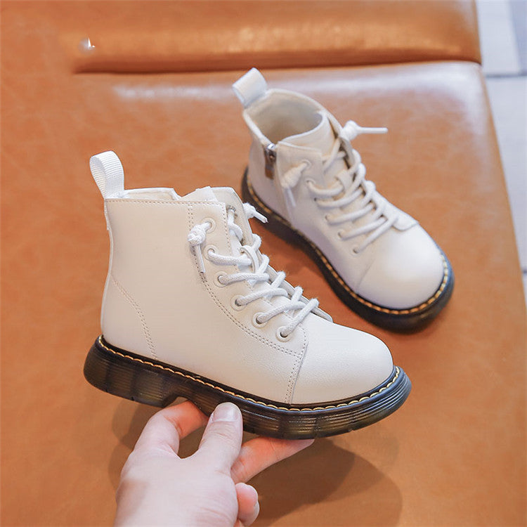 Kinder Martin Boots – Schwarz oder Weiss – Bild 6 | LuxeStyle