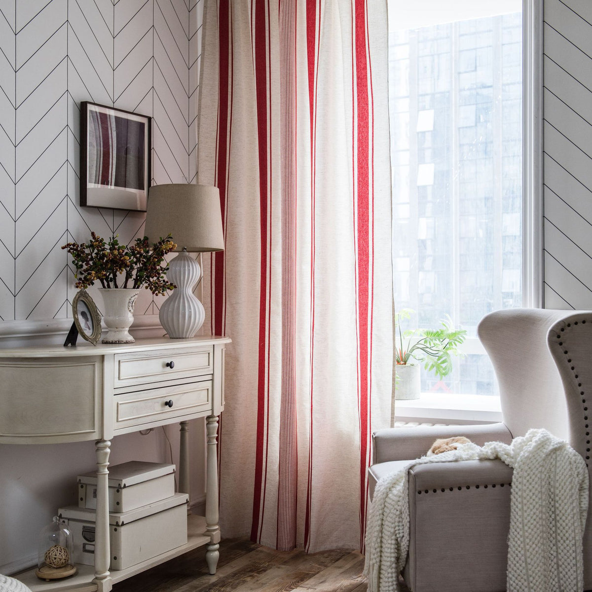 Rot gestreifter Vorhang, halb verdunkelnd | LuxeStyle