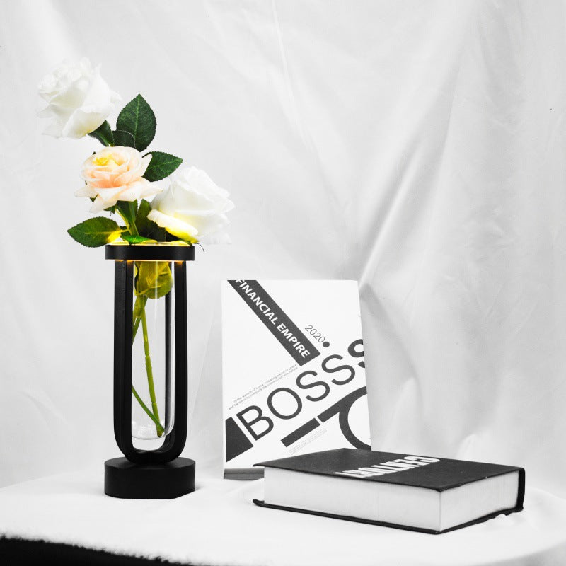 Schwarze Tischlampe mit Akku | LuxeStyle