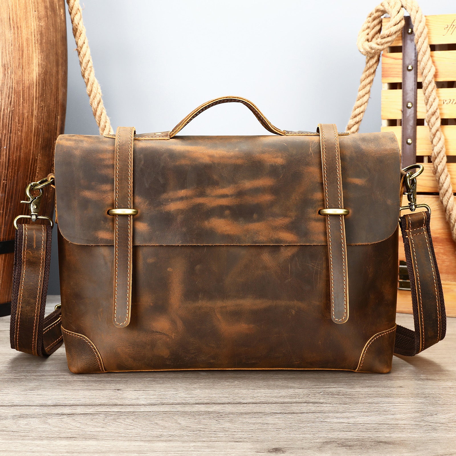 Hochwertige Crossbody Bag aus Rindsleder