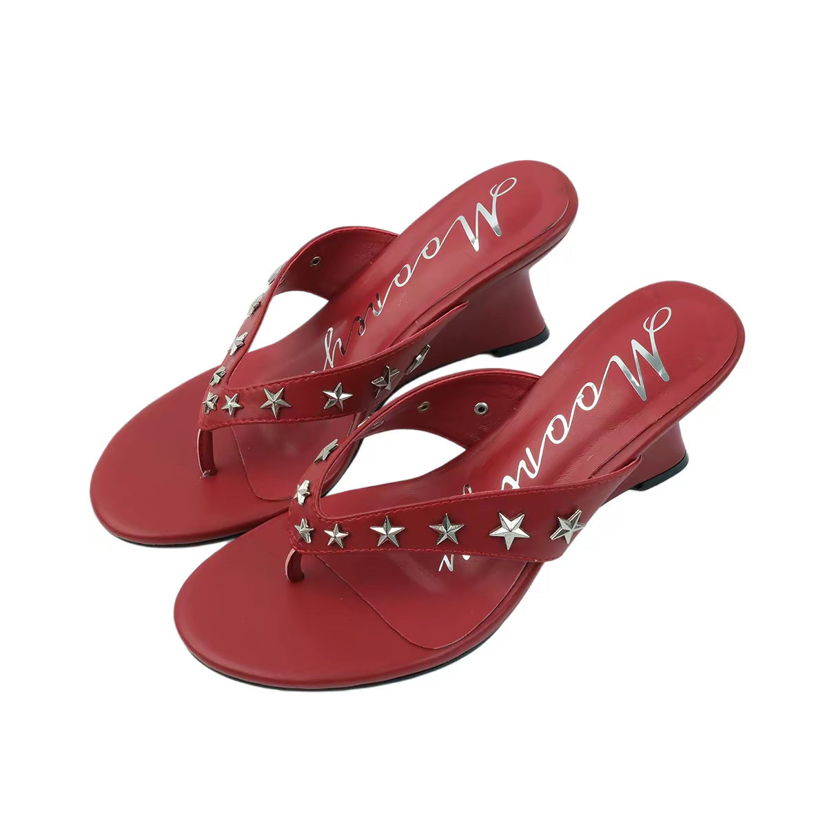 Sandalen mit Nieten und hohem Absatz