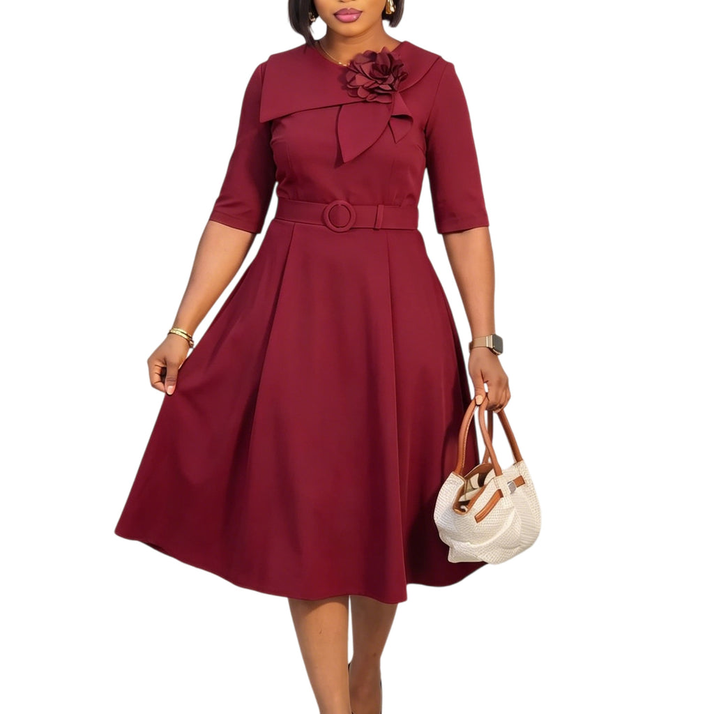 Elegantes A-Linien-Kleid mit Broschen-Gürtel