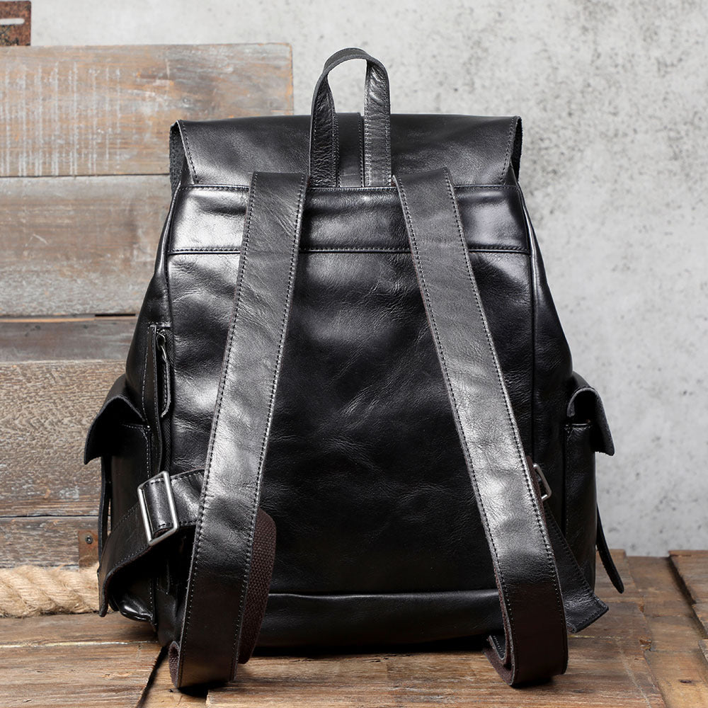 Lederrucksack mit grossem Fassungsvermögen