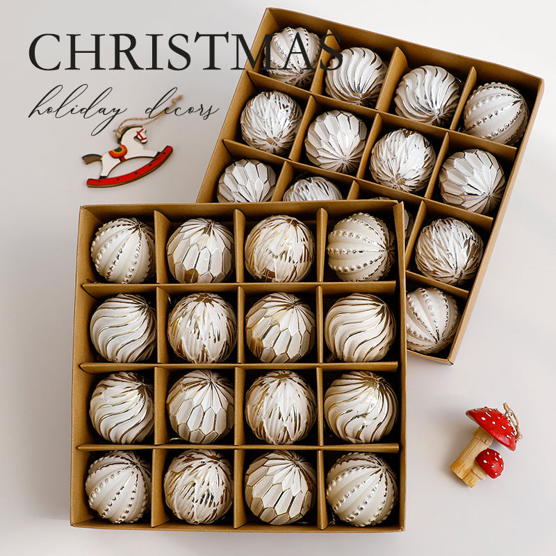 Weihnachtskugeln – Antik-Look – Bild 9 | LuxeStyle