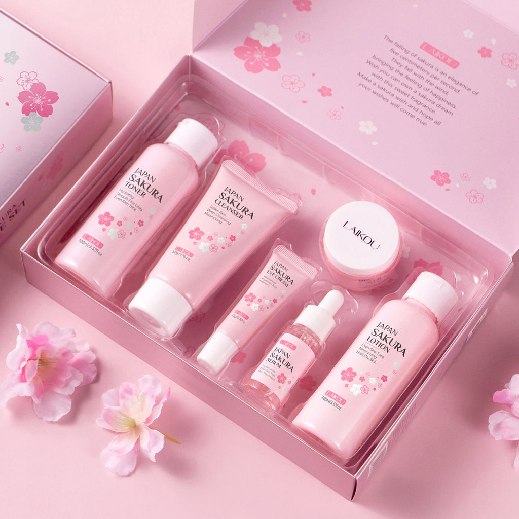Cherry Blossom Reinigungs- & Aufhellungsset (6-teilig) – Bild 5 | LuxeStyle