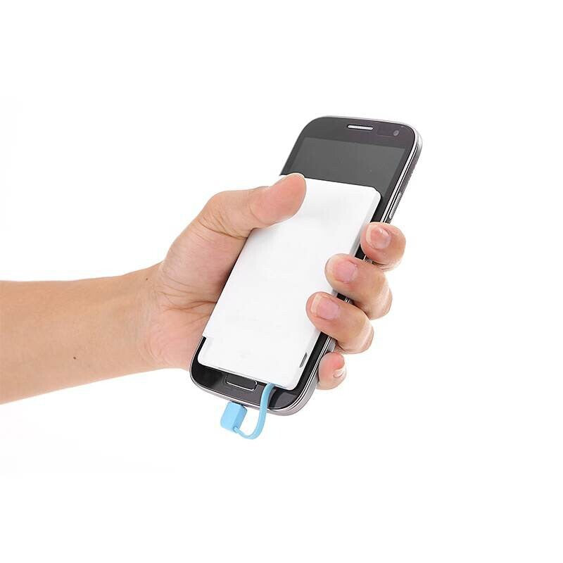 Powerbank mit Kabel – leicht & schnell – Bild 5 | LuxeStyle
