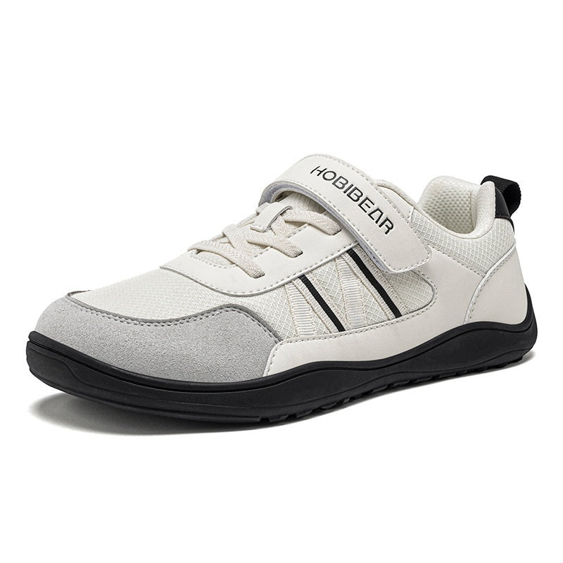 Kinder Sportschuhe mit breiter Zehenbox und Klettverschluss