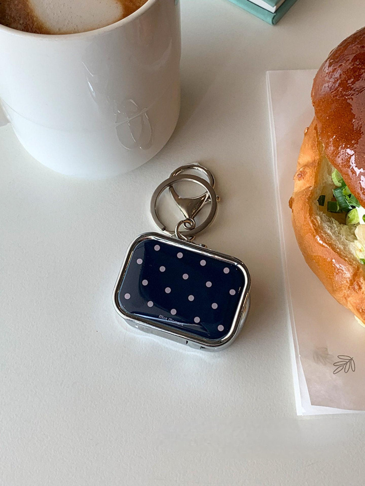 Schlüsselanhänger mit Mini-Aufbewahrungsbox | LuxeStyle