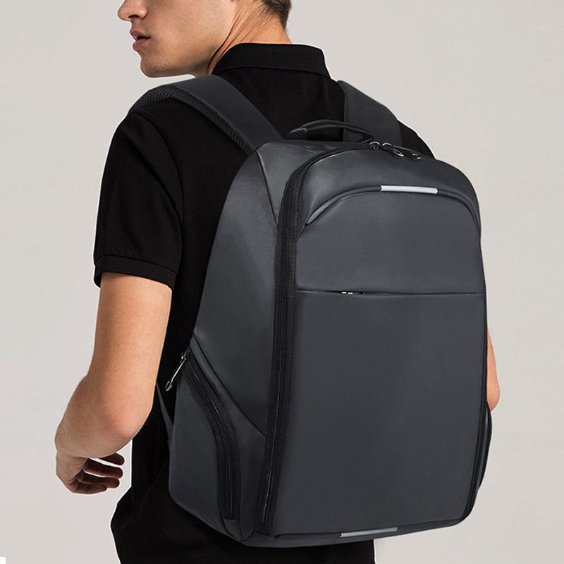 Business Rucksack mit Laptopfach und USB-Anschluss – Bild 3 | LuxeStyle