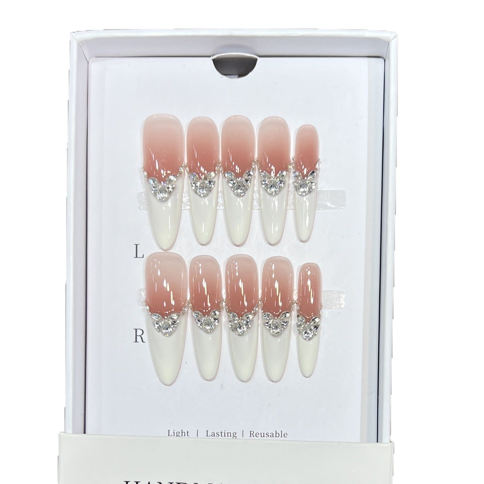Handgemachte French Nails mit Zirkon & Kristall – Ansicht 2