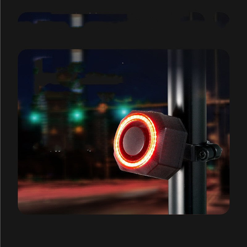 Multifunktionales Smart-Rücklicht mit Alarm