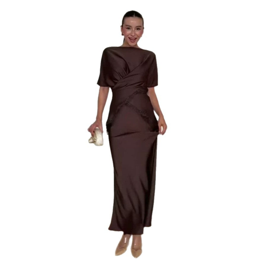 Damenkleid mit Spitze und Rüschen – Bild 3 | LuxeStyle