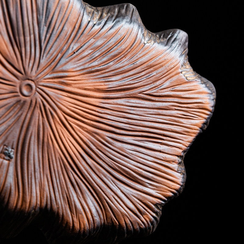 Gilt-Glazed Lotus Leaf Teetablett