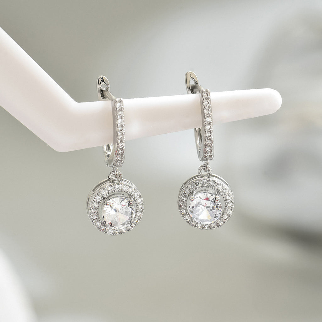 Koreanische Weiche Damen Ohrstecker, Waldstil mit Zirkonia – Täglicher