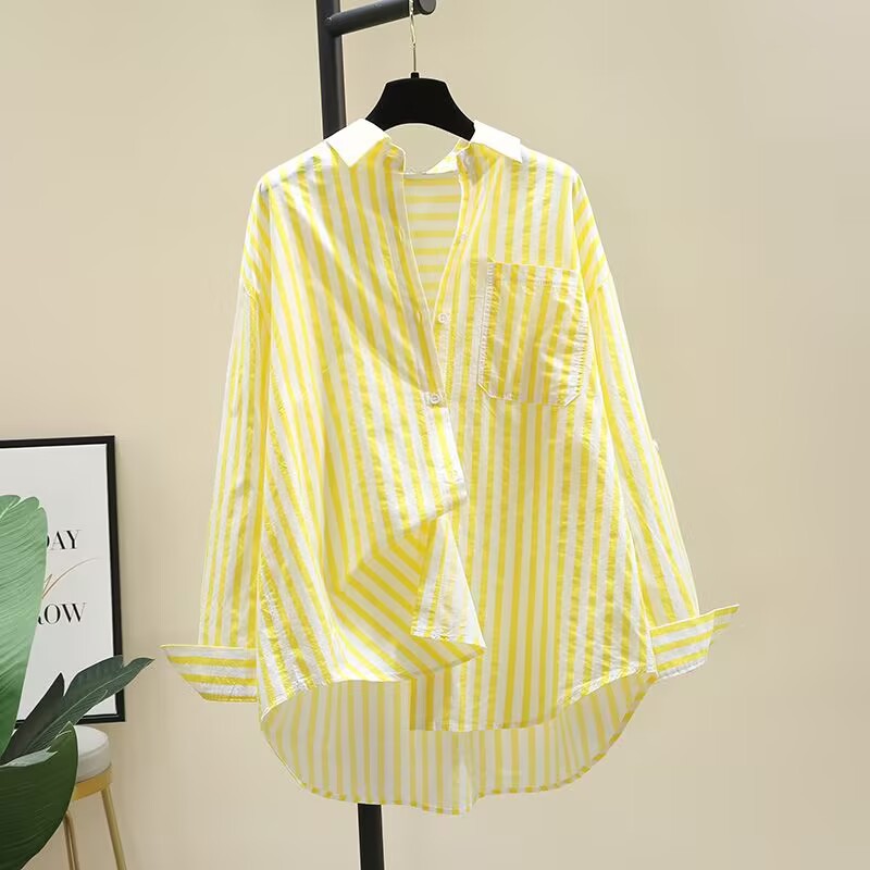 Gestreiftes Langarmshirt mit schräger Schulter