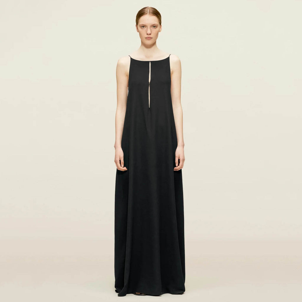Rückenfreies Satin-Maxikleid
