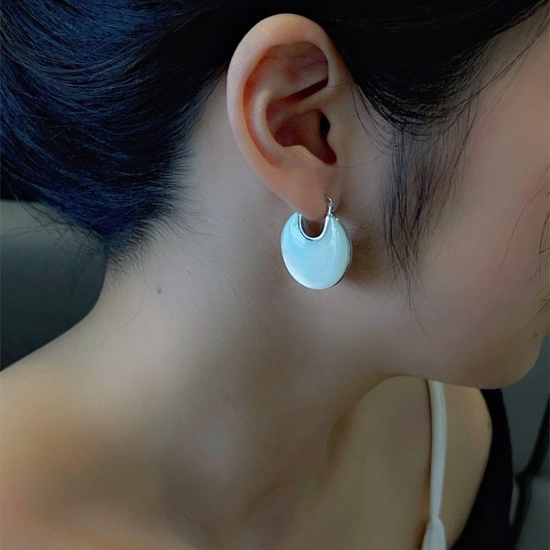 Doppelseitige Perlmutt Ear Cuffs – Old Money Style