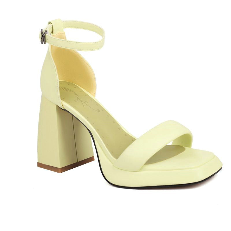 Chunky Plateau-Sandalen mit Knöchelriemen – Bild 9 | LuxeStyle