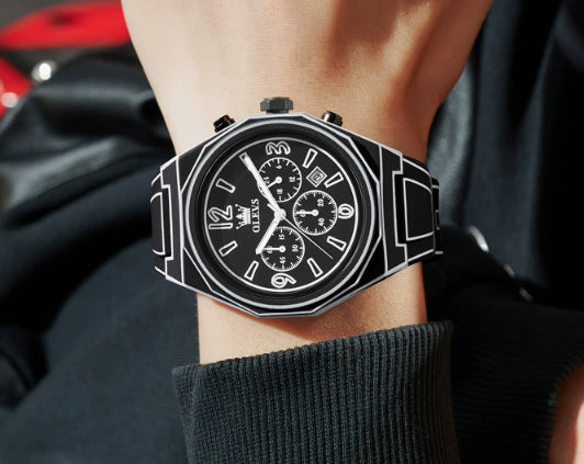 Quarzuhr mit Silikonarmband im Comic-Stil