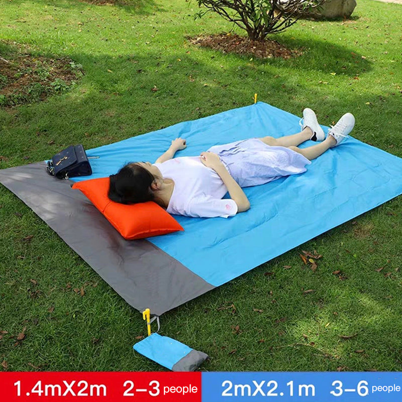 Wasserdichte Picknick- und Strandmatte – Bild 1 | LuxeStyle