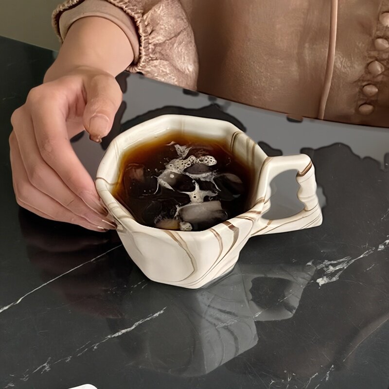 Keramikbecher