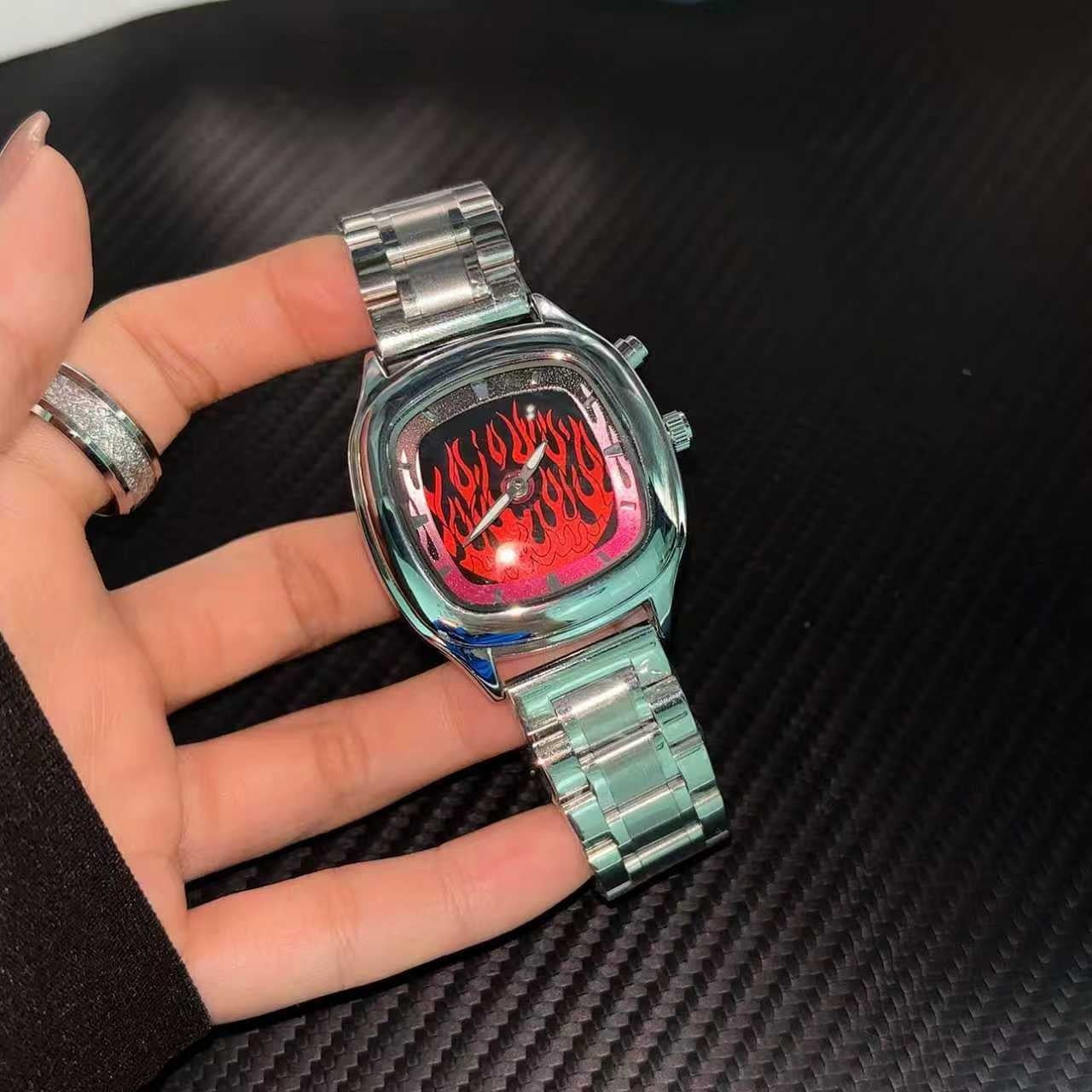 Retro-Armbanduhr Edelstahl