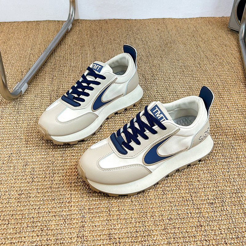 Bequeme, erhöhende Laufschuhe