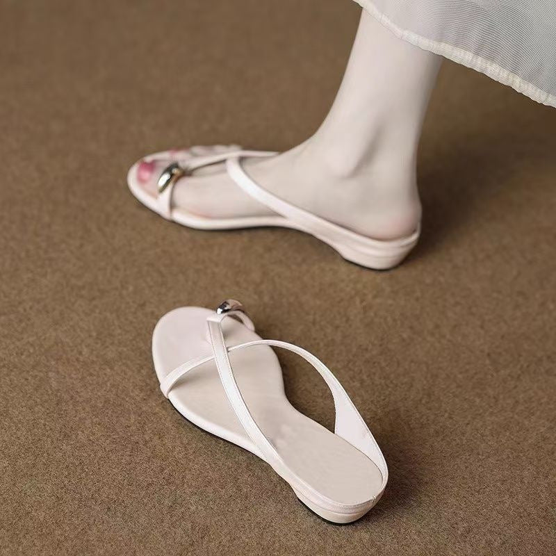 Bequeme Sandalen für Sommerkleider