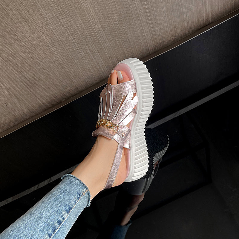 Sandalen mit Plateau-Sohle und Quasten – Bild 3 | LuxeStyle