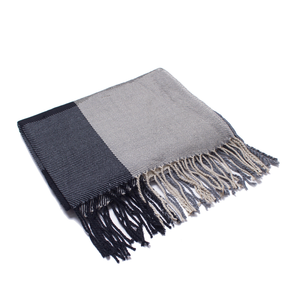 Taschenschal mit grossem Karomuster | LuxeStyle