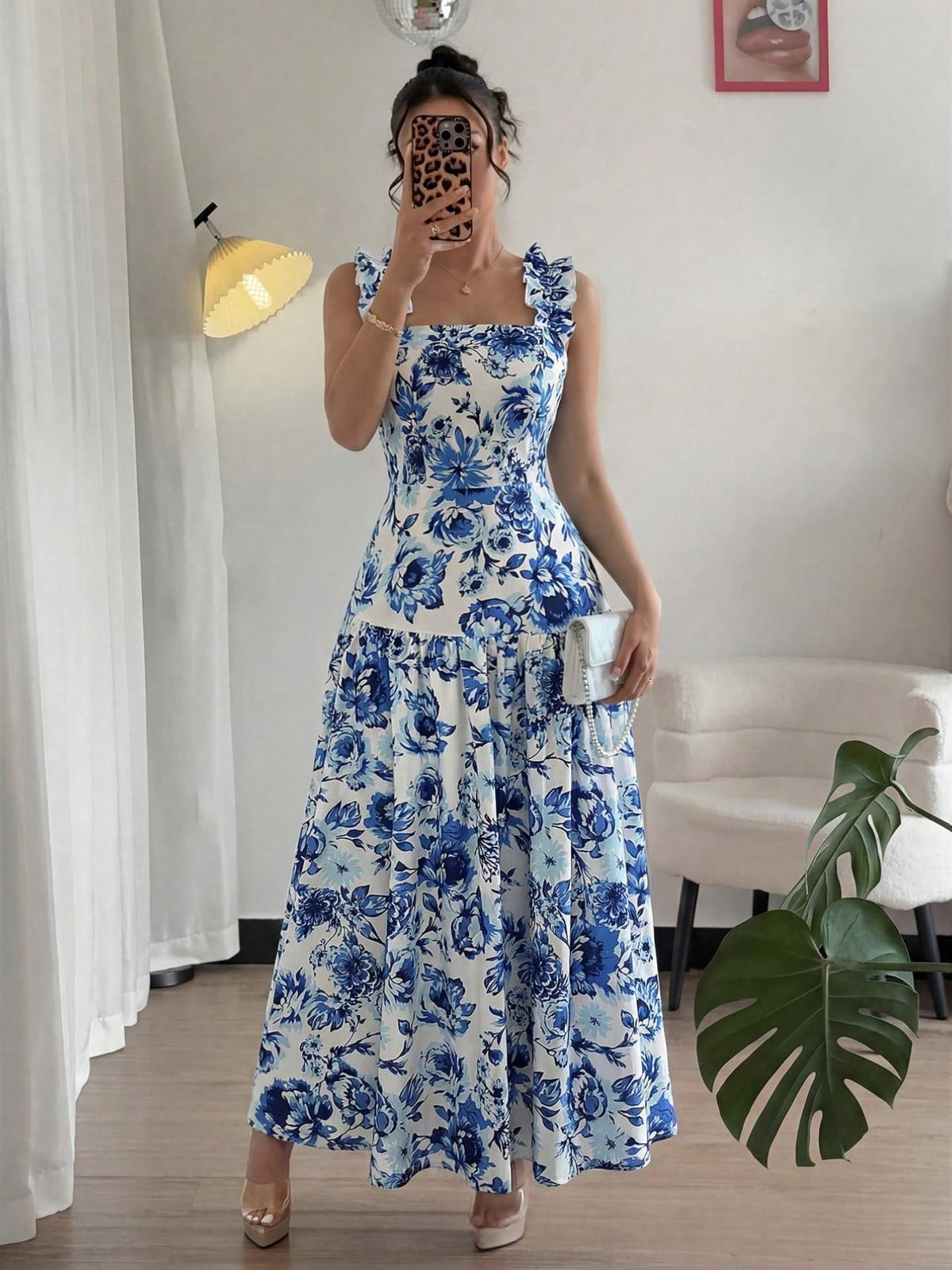 Maxi-Kleid mit Rüschen und Off-Shoulder | LuxeStyle