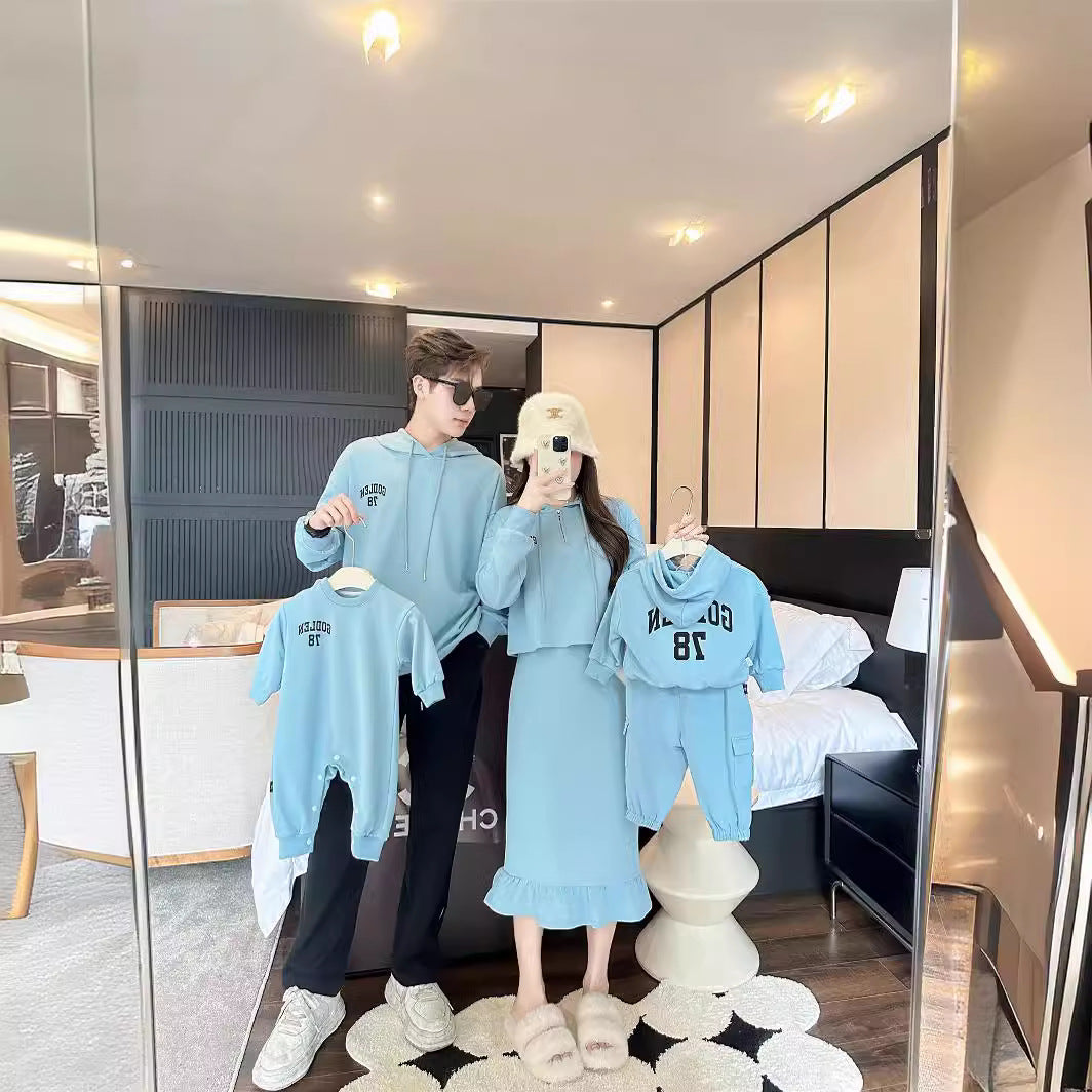 Partnerlook-Outfits für die ganze Familie