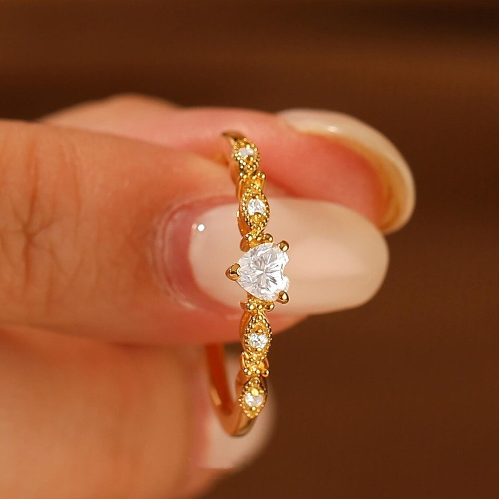 Herzförmiger Ring aus Sterlingsilber