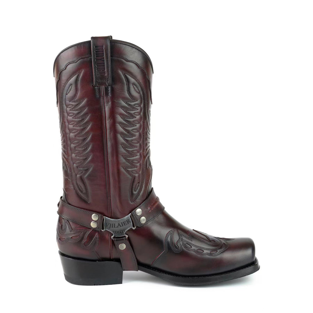 Mid-Calf Boots mit Schnalle und Blockabsatz