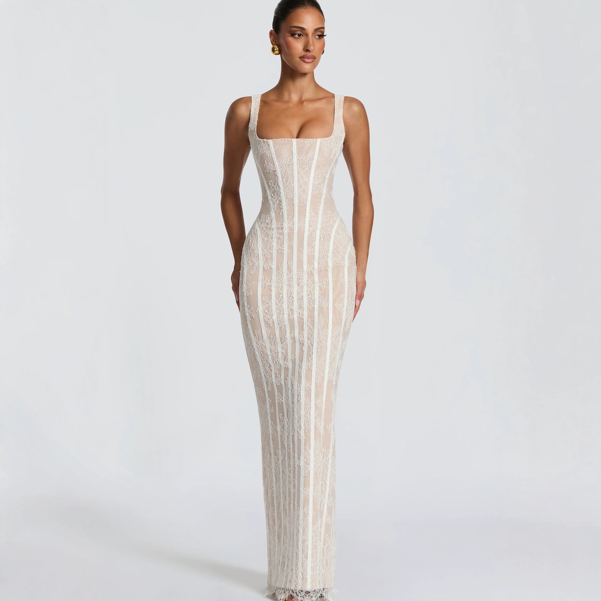 Elegantes Mesh-Kleid mit Vertikalstreifen