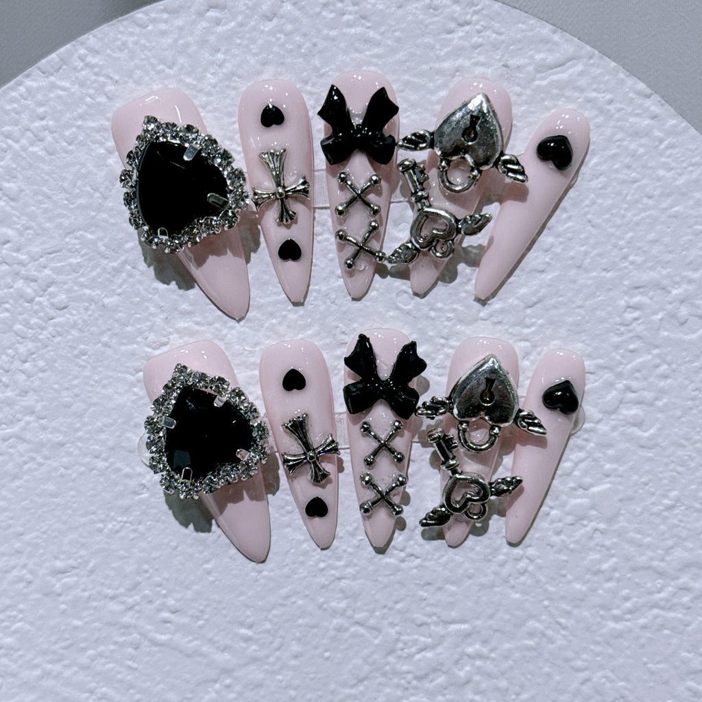 Wiederverwendbare Nagel-Patches zum Aufkleben – Bild 11 | LuxeStyle