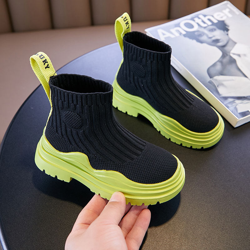 Hohe Kinderstiefel mit atmungsaktivem Mesh – Bild 6 | LuxeStyle
