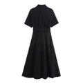 Besticktes Midi-Kleid mit Gürtel