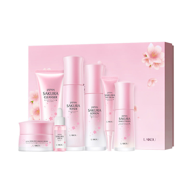 Geschenkset: Feuchtigkeitspflege mit Kirschblüte – Bild 4 | LuxeStyle