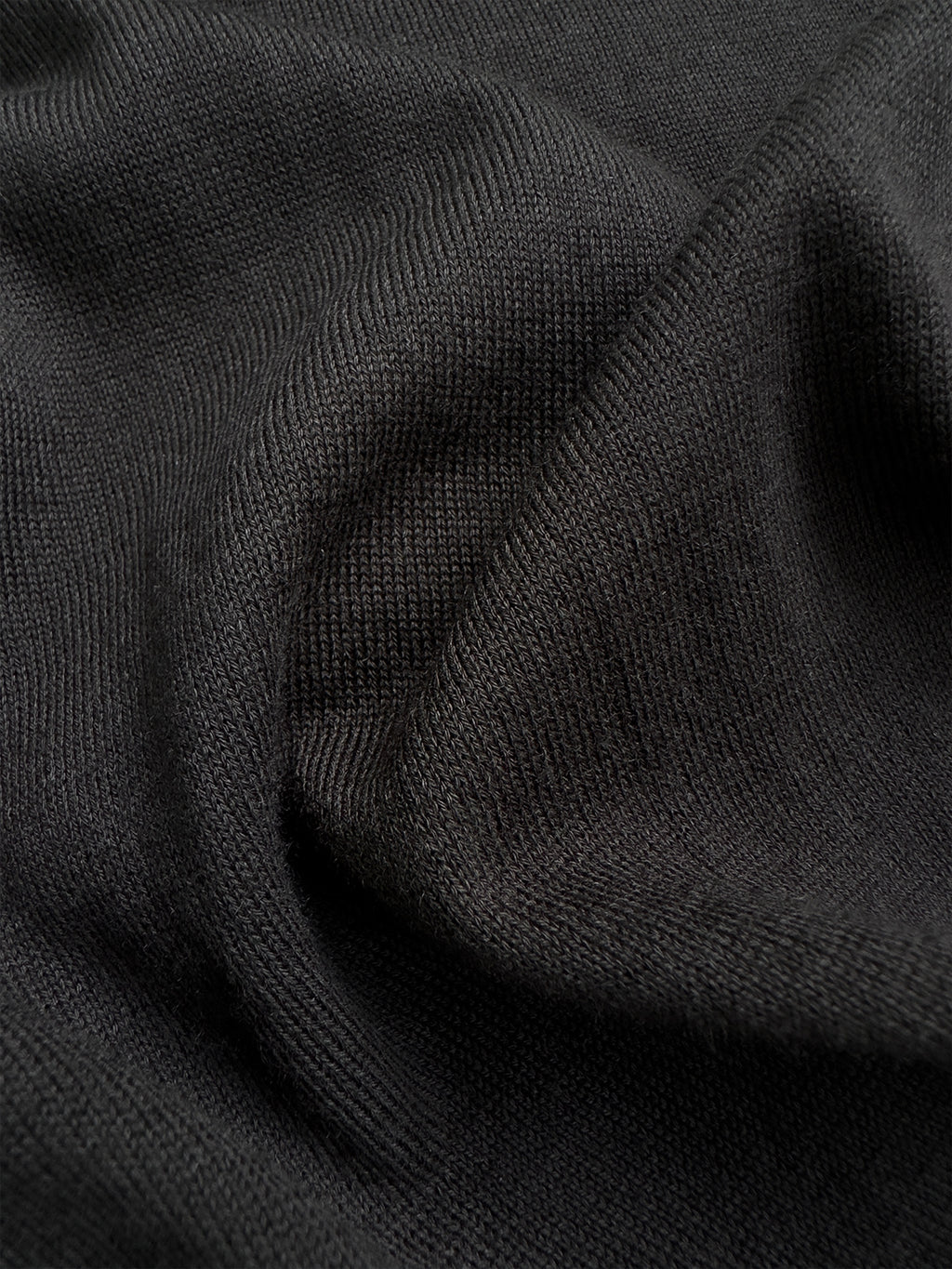 Kurzarm-Stricktop mit überschnittenen Schultern
