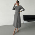 Elegantes Strickkleid mit langen Ärmeln – Bild 7 | LuxeStyle
