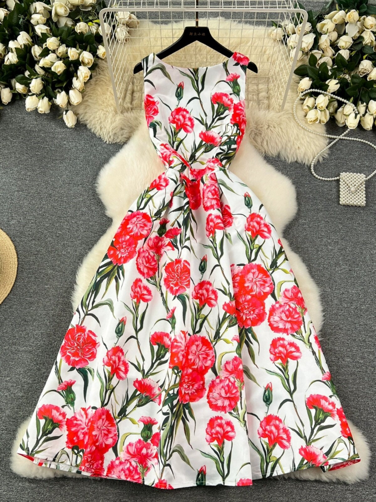 Bedrucktes ärmelloses Kleid im Retro-Stil – Bild 2 | LuxeStyle