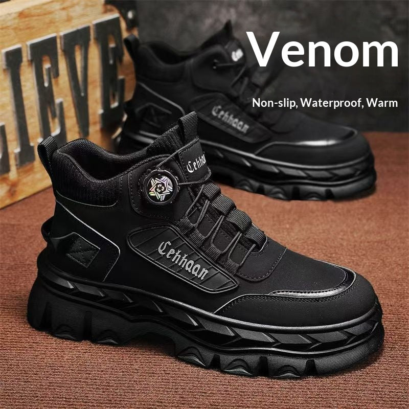 Sportliche Outdoor Boots mit leichter Erhöhung