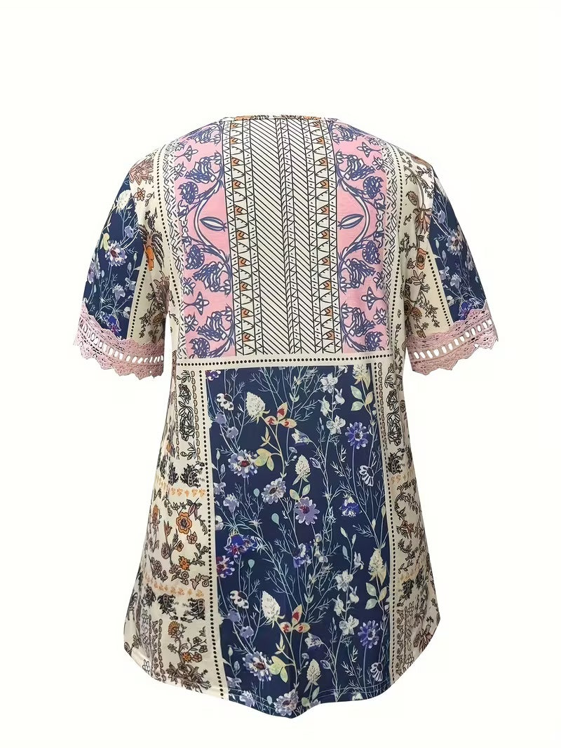 Elegantes T-Shirt mit Blumenprint und Spitze