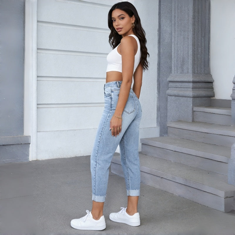 Leichte, blaue Skinny Jeans