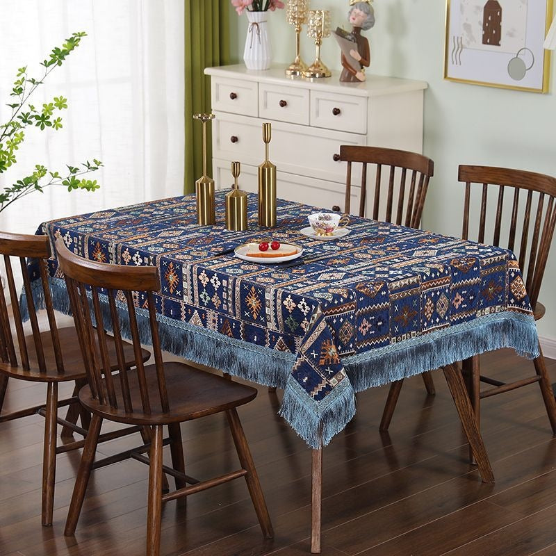 Tischdecke aus Chenille mit geometrischem Muster | LuxeStyle