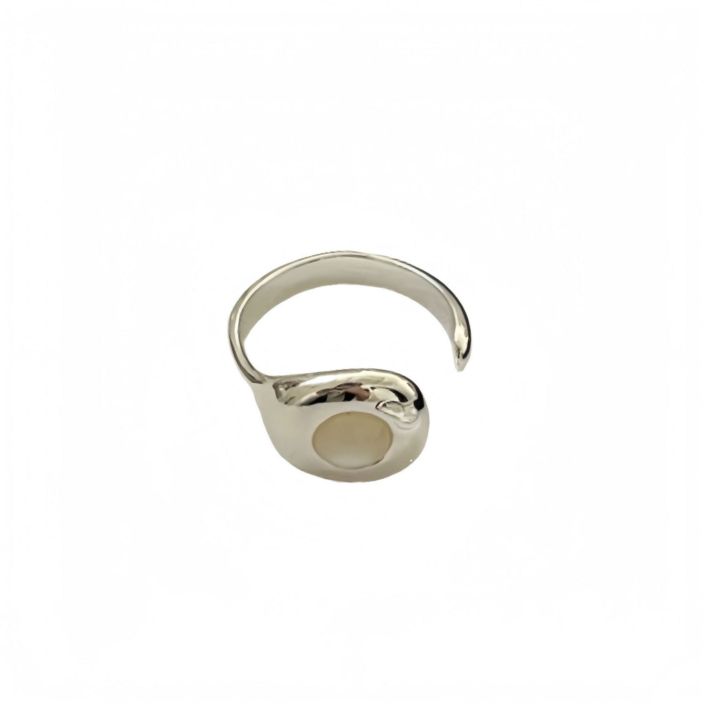 Offener Ring mit Perlmutt und Geometrie