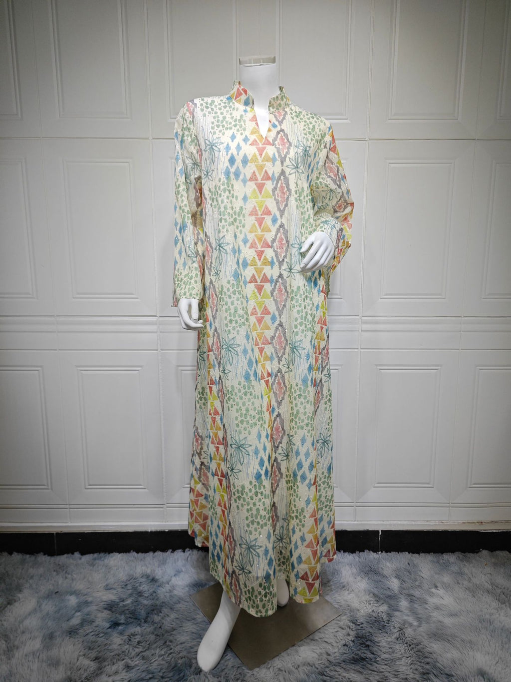 Besticktes Langarm-Freizeitkleid mit Print