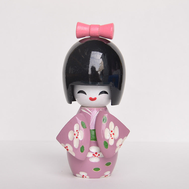 Kimono-Püppchen aus Birkenholz