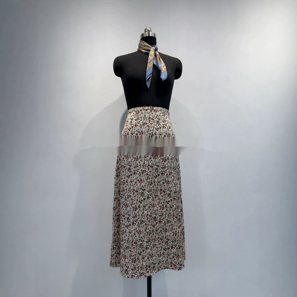 A-Linien Rock mit Blumenmuster